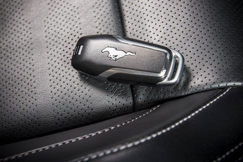 Ford Mustang Car Key Replacement